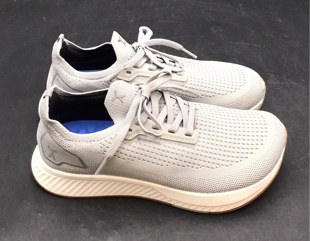 Flux Men's Gray Athletic Shoes - Size 4