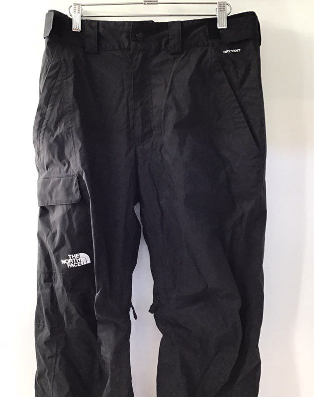 The North Face Men&#39;s Black Dryvent Straight Leg Snow Pants - Size Medium