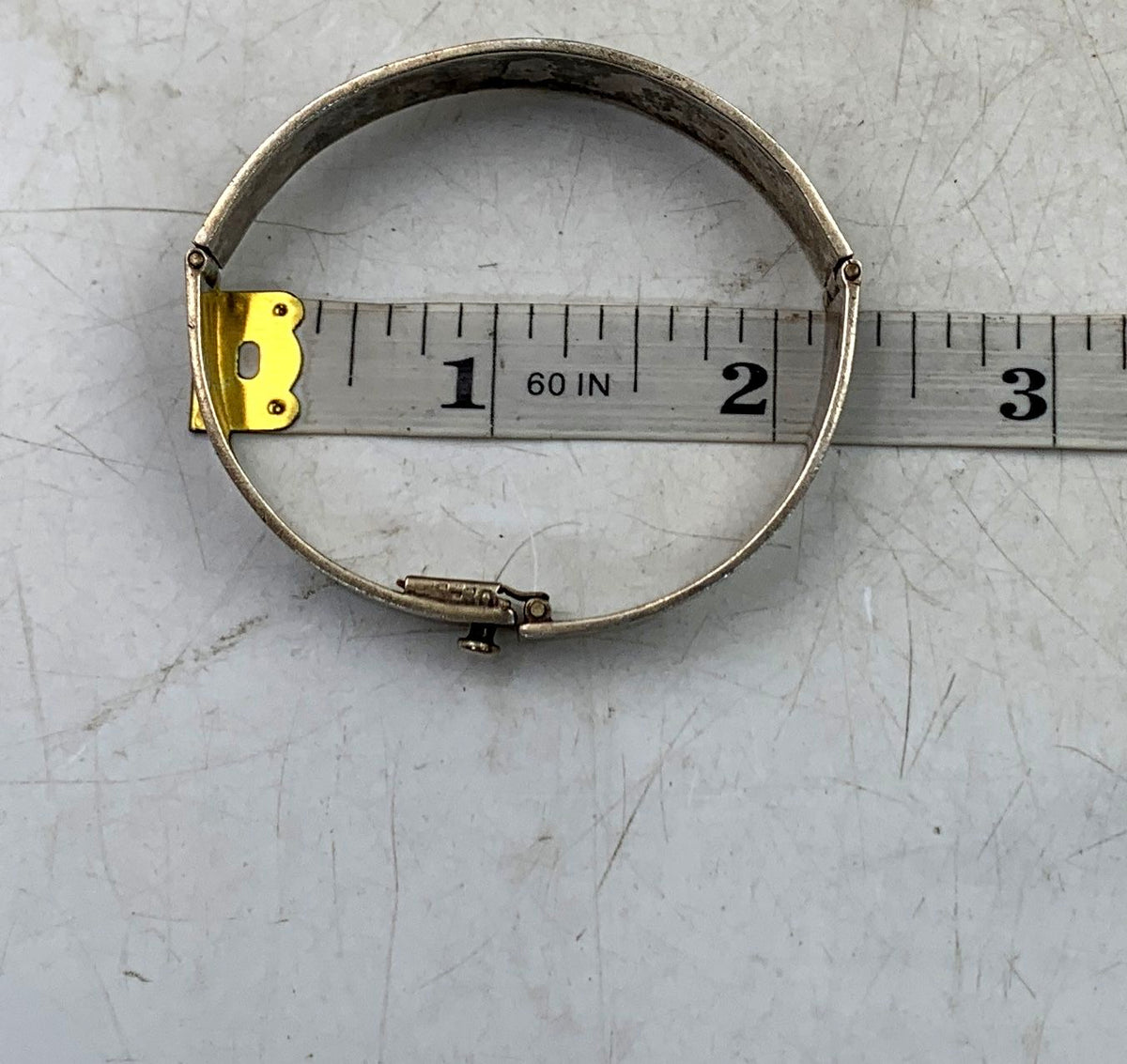 Striking Sterling (.925) Silver 10mm Hinged Bangle 24.23g