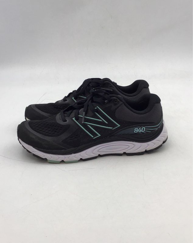 New Balance Women&#39;s 840 v5 W840BM5 Black Lace-Up Running Shoes - Size 8.5B