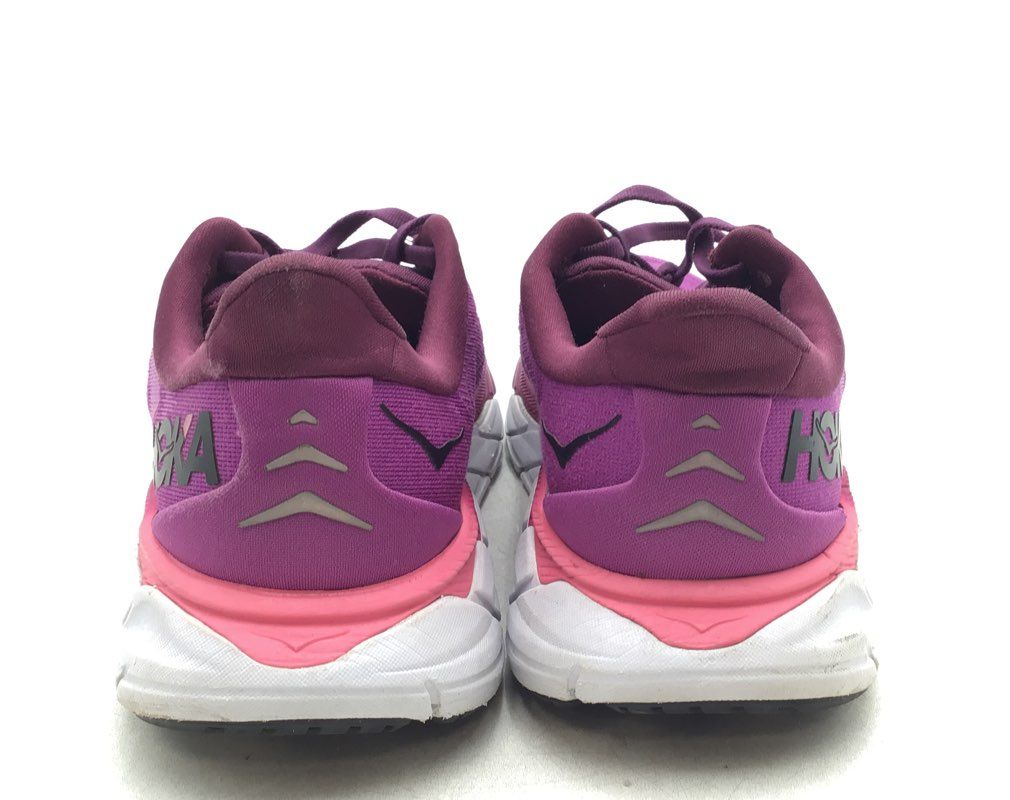 Hoka One One Women&#39;s Arahi 6 1123195 Purple Low-Top Running Shoes - Size 7B