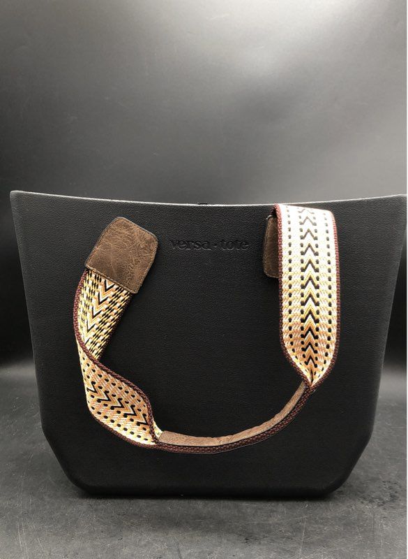 Versa Black Tote Bag