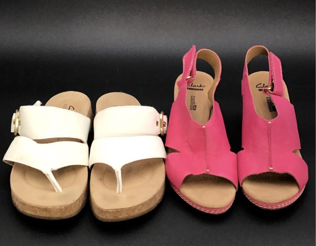 Clarks Women&#39;s Pink White Flip-Flop And Slingback Sandals - Size 7M Lot Of 2