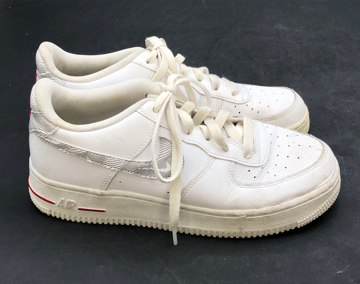 Nike Air Force 1 '07 Low White Bright Crimson Striped Swoosh Women's Size 8.5