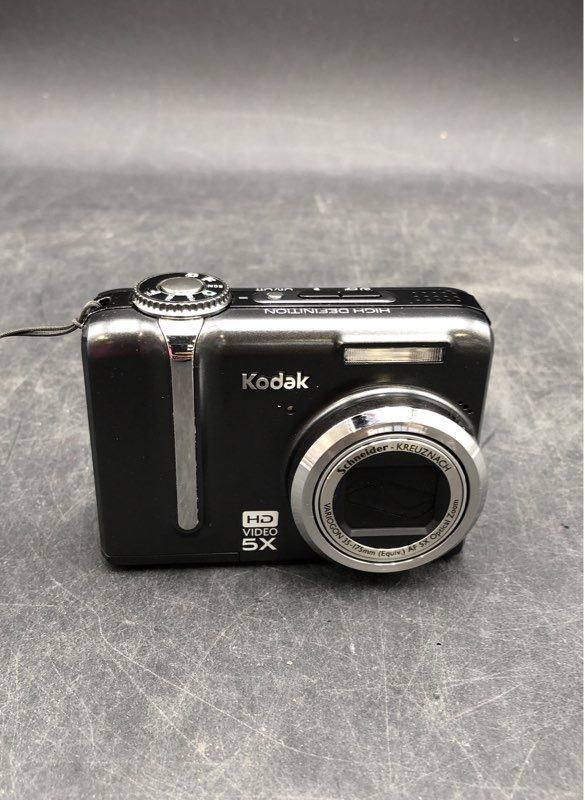 Kodak EasyShare Z1285 5X Optical Zoom 12 MP Digital Camera