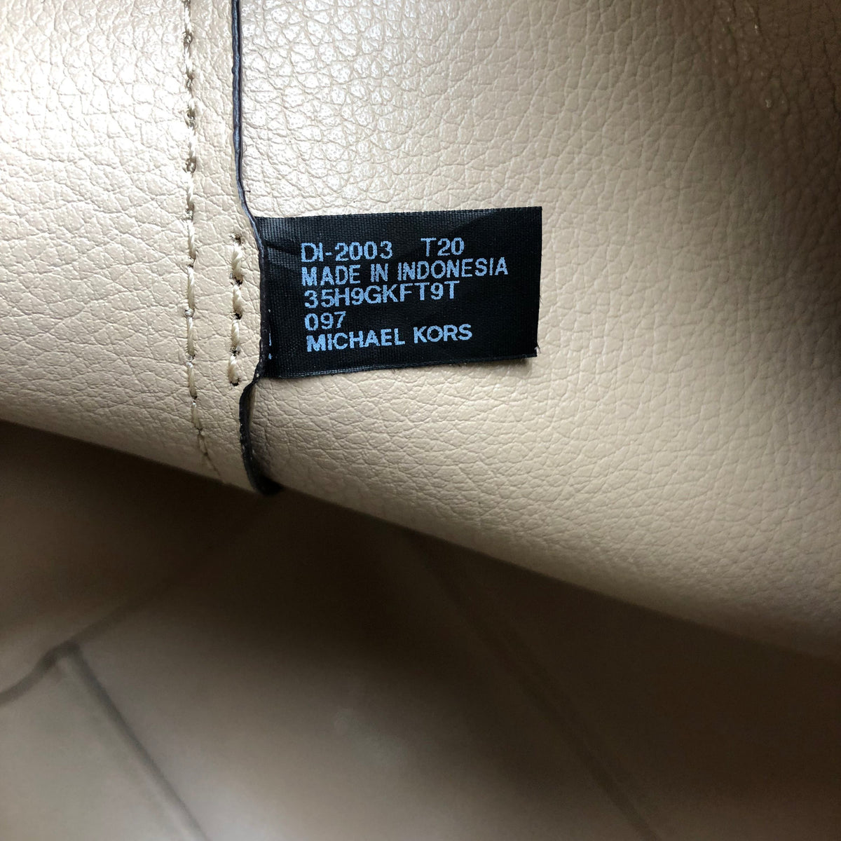 Michael Kors Tan Pebbled Leather Jet Set Tote Bag Gold Hardware COA