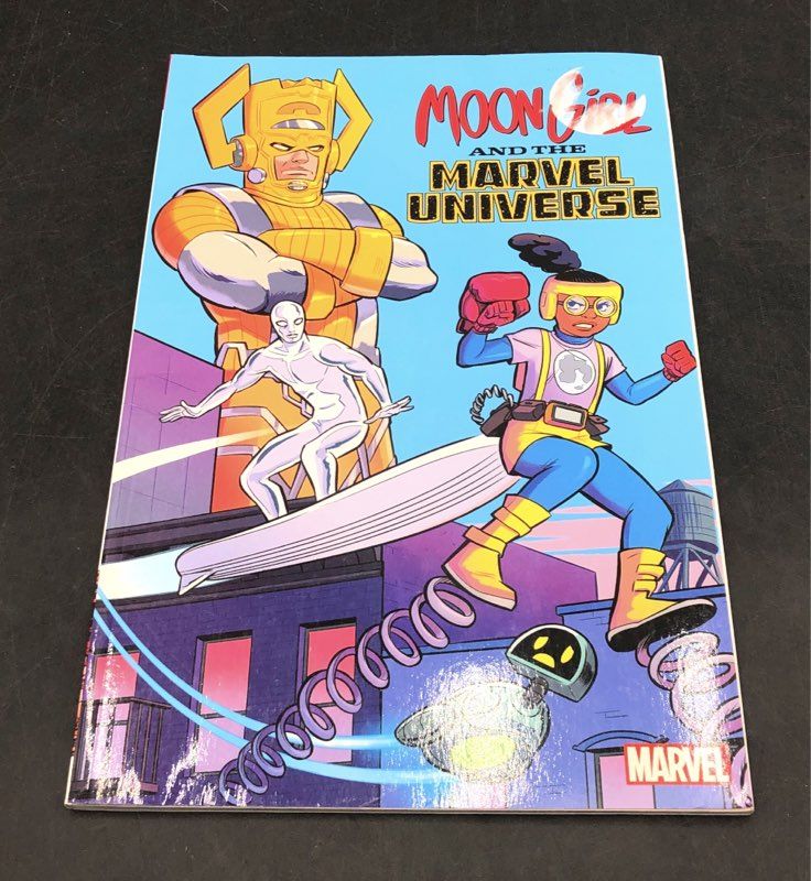 Graphic Novel Lot Marvel Hawkeye Moon Girl 2010s Superhero 5 Books