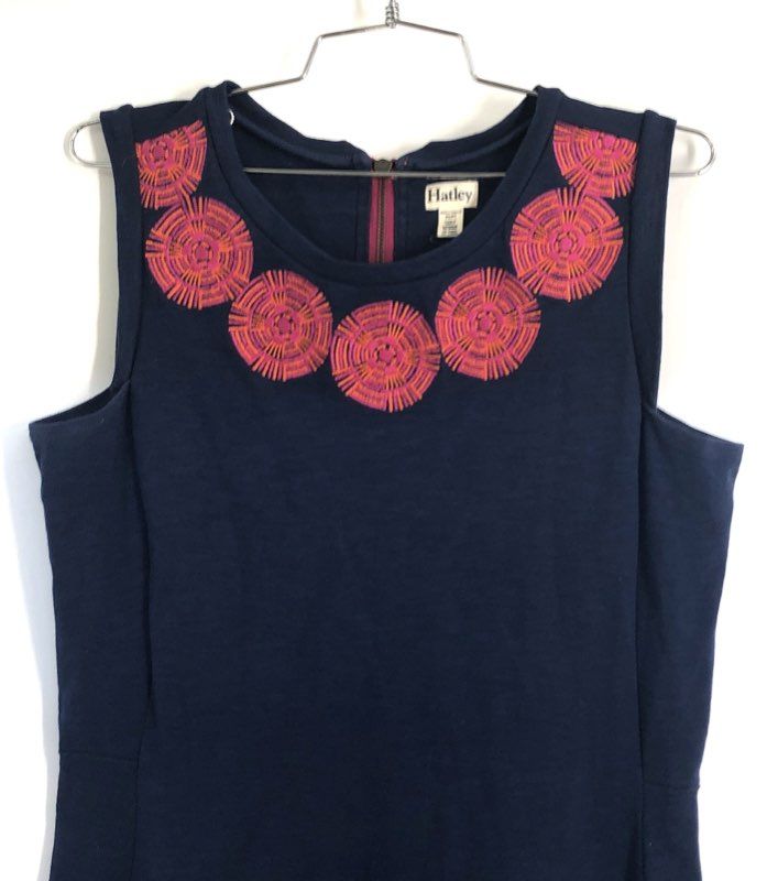 Hatley Women's Sleeveless Dress Navy Blue Embroidered Neckline Sz M