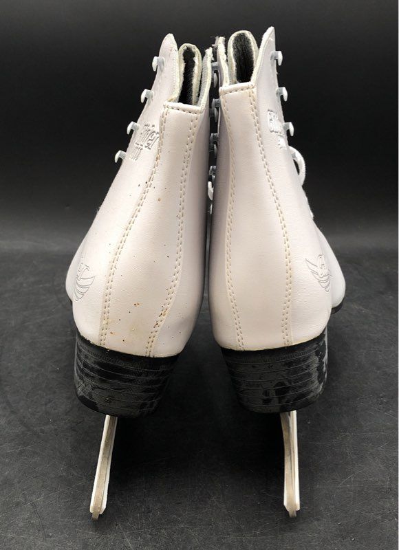 Lake Placid Glider 4000 Figure Ice Skates White Size 10 Blade Guards