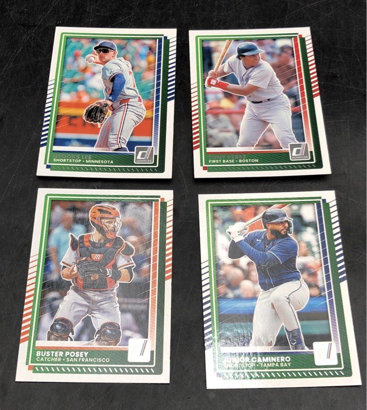 11.8 Lbs. Lot Of Score Baseball MLB Cards. Medium Box, Unsorted