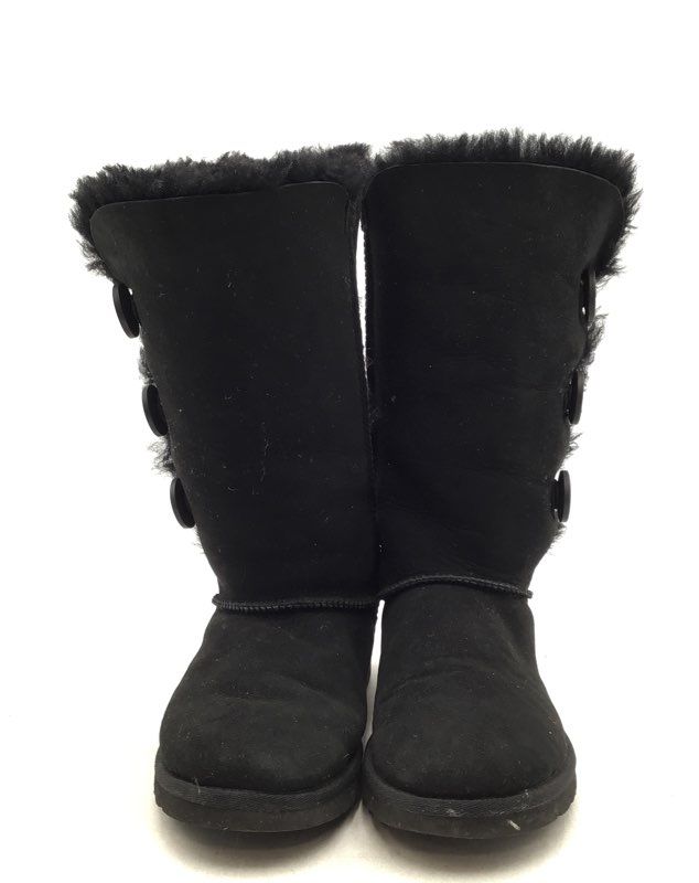 UGG Women&#39;s Bailey Button Triplet 1873 Black Shearling Boots - Size 6