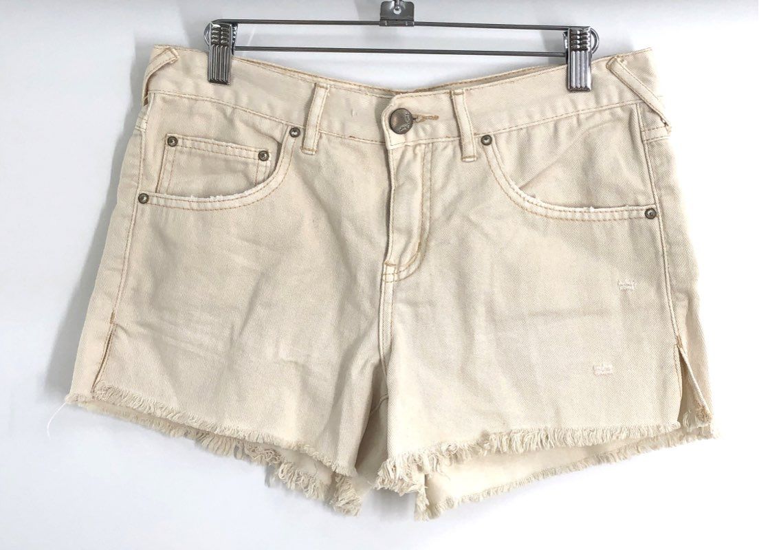 Free People Women's Cream Busted Raw Hem Side Slit Denim Cut Off Shorts Sz 26