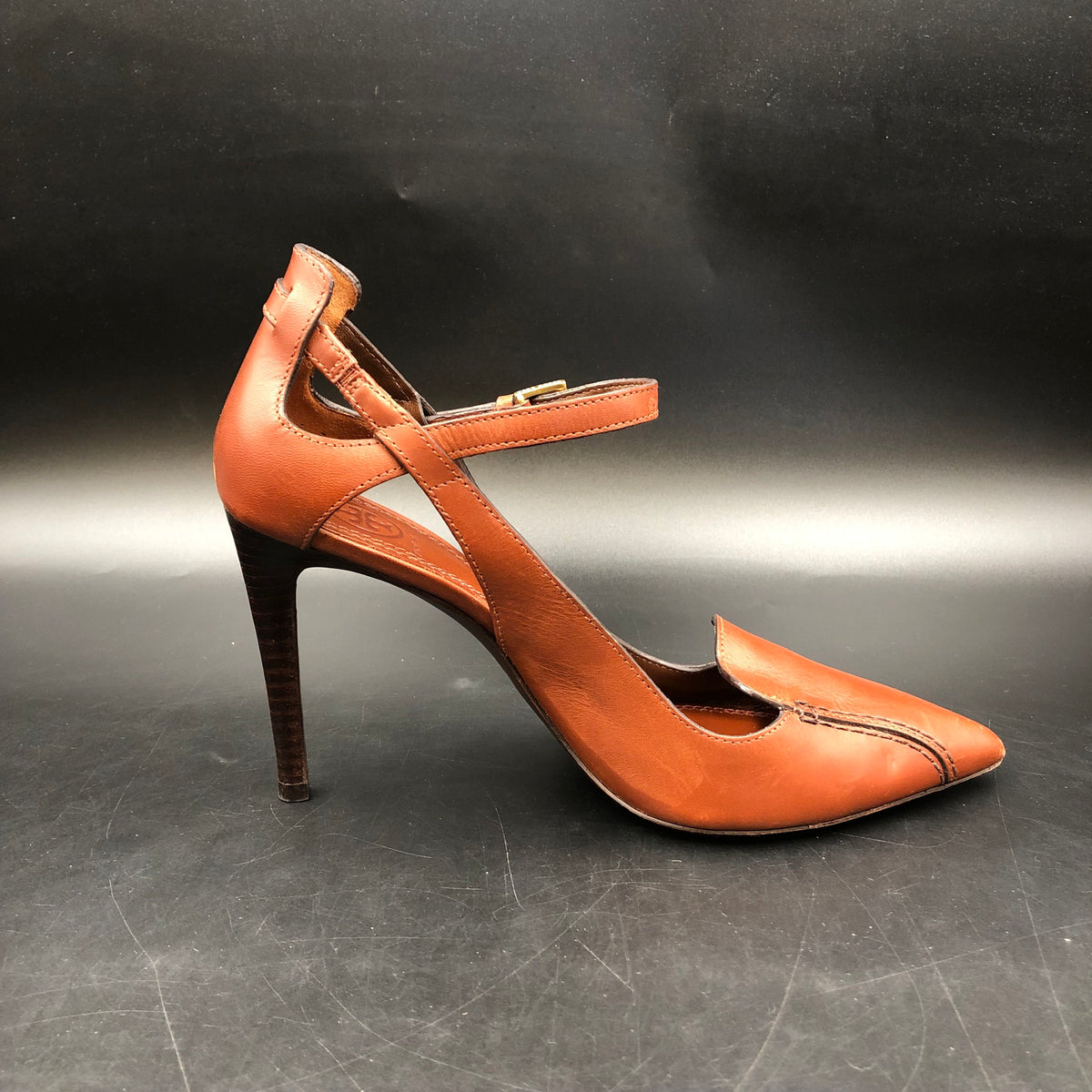Tory Burch Cognac Brown Leather Double T Pointed Toe Heels Size 7.5 COA