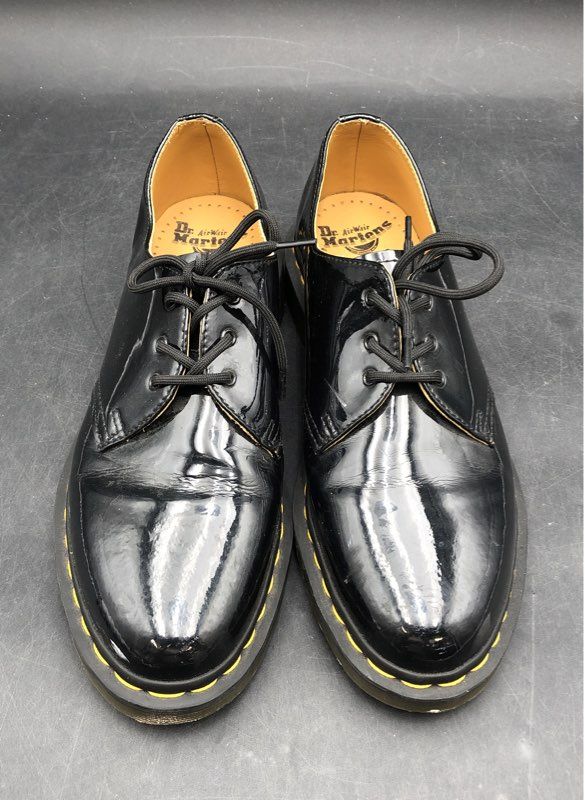 Dr. Martens Women's Black Oxford Dress Shoes - Size 10