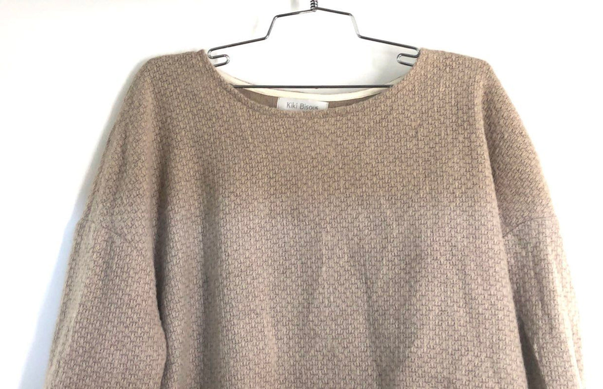 Kiki Bisous Women's Tan Textured Knit Pullover Sweater Boxy Fit Long Sleeve