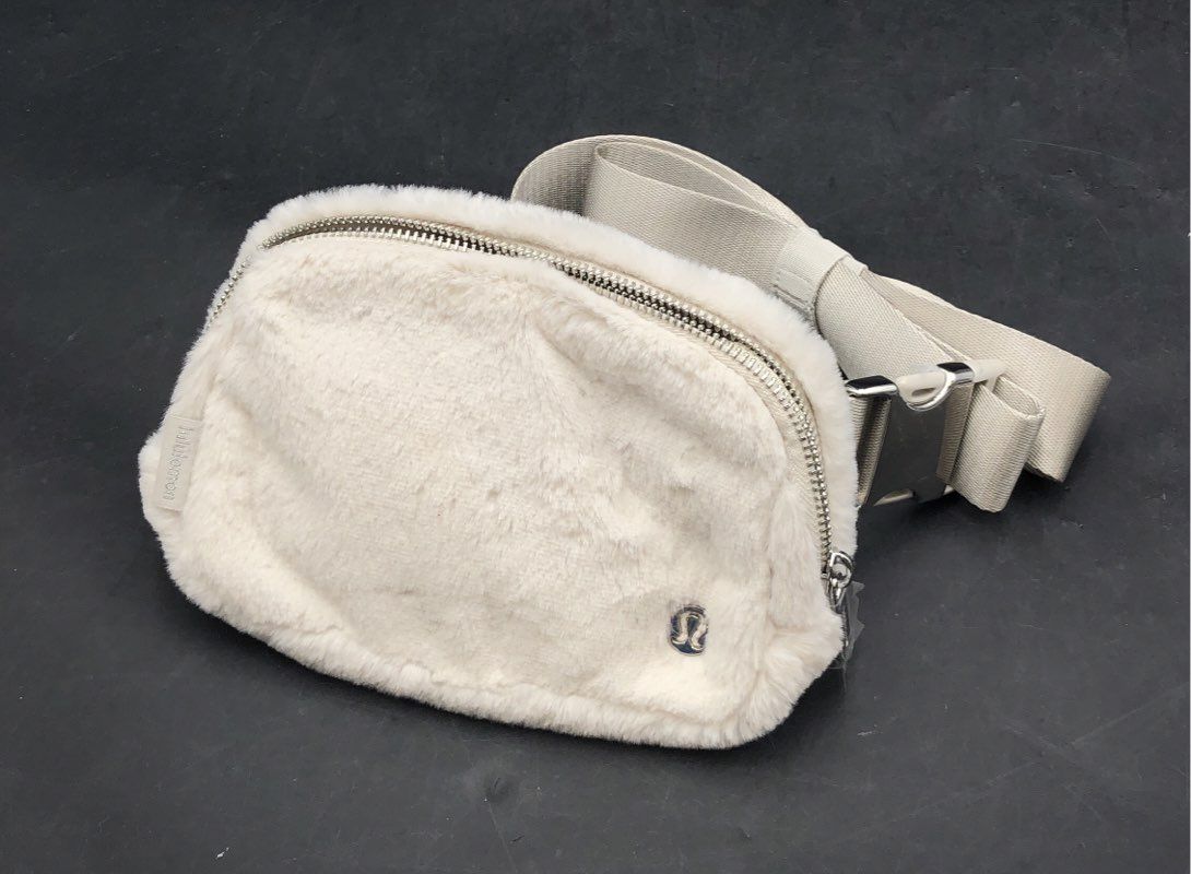 Lululemon Cream White Fleece Everywhere Belt Bag Adjustable Silver Hardware