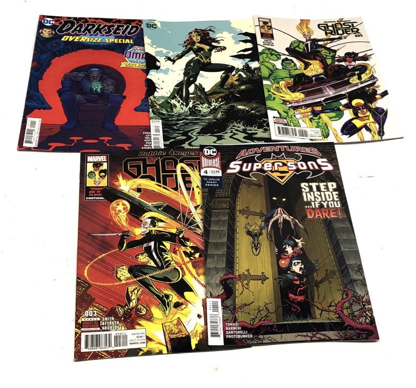 Marvel & DC Comic Book Lot Modern Age Superhero Rebirth Series 33 Comics