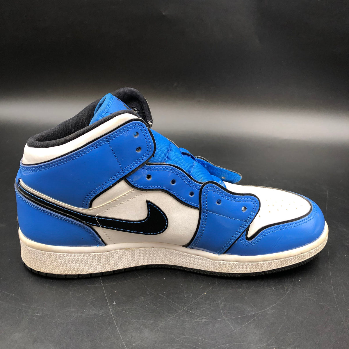 Nike Air Jordan 1 Boy's Retro 'Signal Blue' Sneakers-Size: 7Y (+COA)