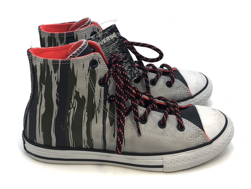Converse Chuck Taylor All Star Hi Grey Black Spray Graphic Junior Size 4.5 NWT