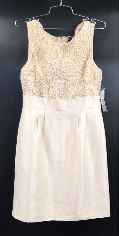 Tahari Women's Champagne Gold Sequined Lace Sleeveless Pleated Dress NWT Sz 6