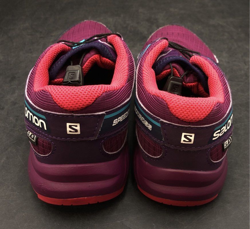 Salomon Women's Speedcross Purple Athletic Shoes - Size 4