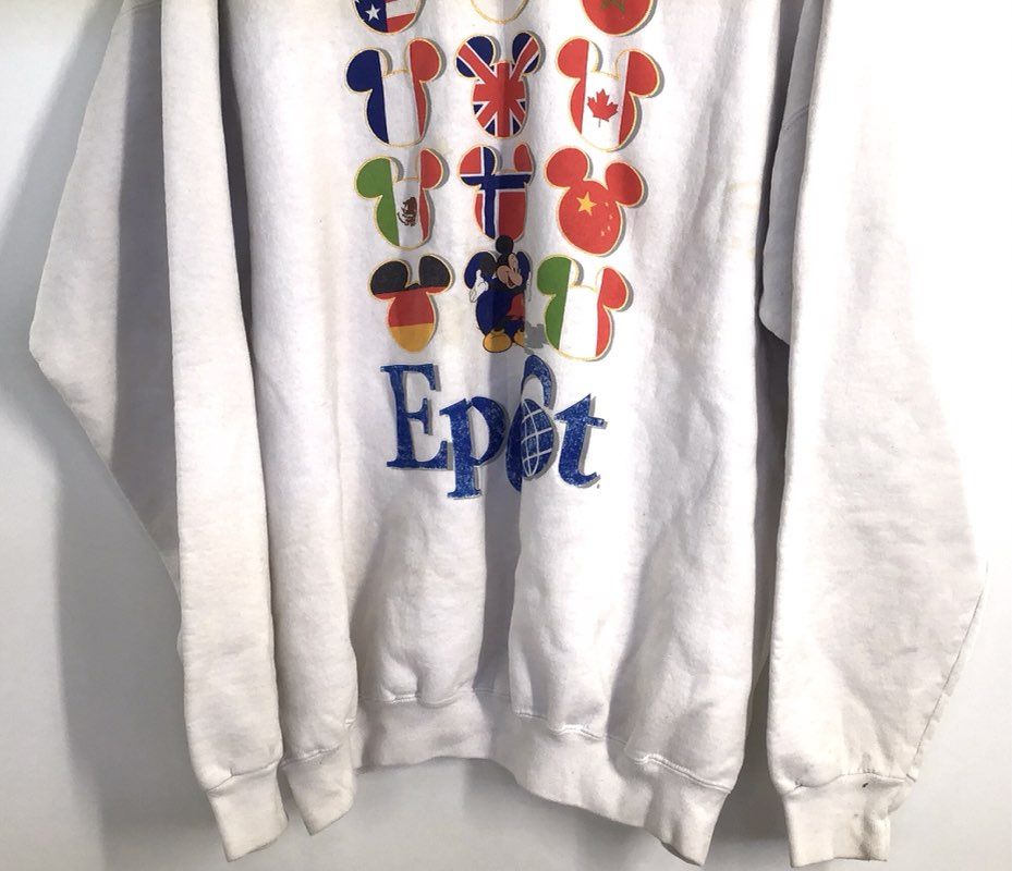 Vintage 90s Disney Epcot World Showcase Mickey Flag White Sweatshirt Sz XL