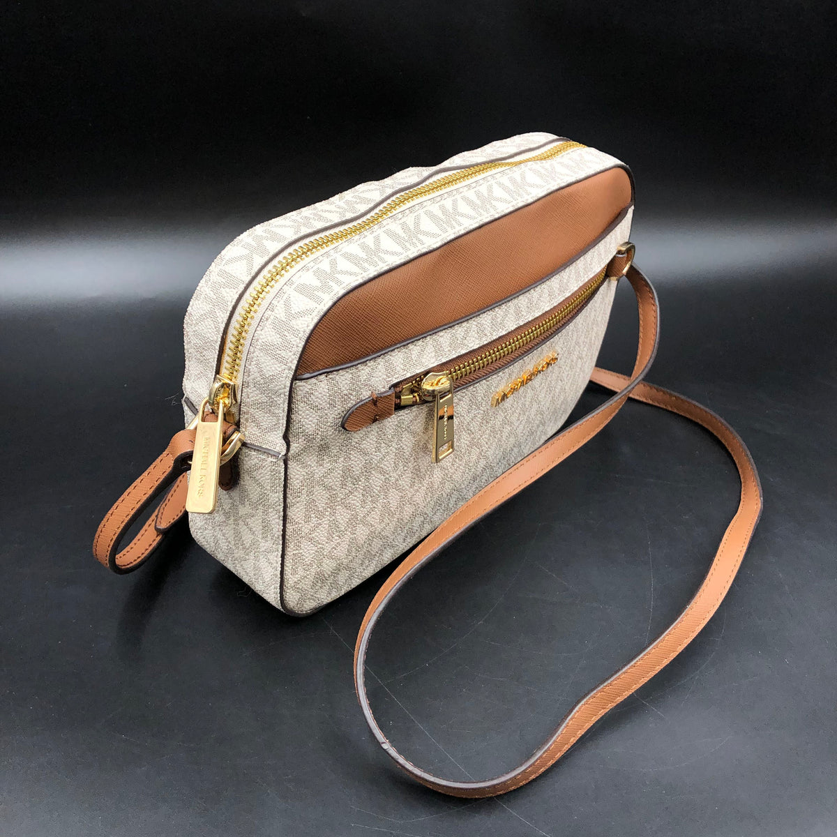 Michael Kors Ivory Brown Jet Set Camera Crossbody Bag Gold Hardware COA
