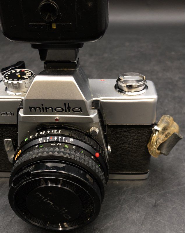 Minolta SRT 201 35mm SLR Film Camera With Lens & Flash
