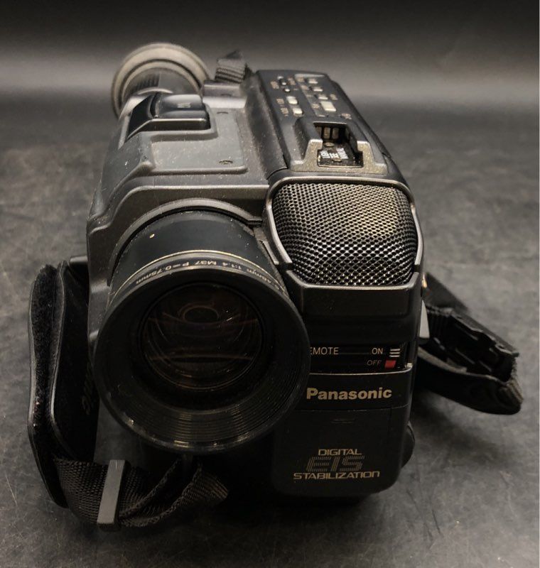 Panasonic Palmcorder X20 Handheld Camcorder With Adapter