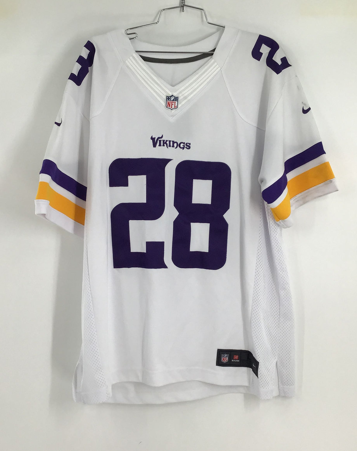 Nike Men&#39;s White Minnesota Vikings Adrian Peterson #28 NFL Jersey - Size Large