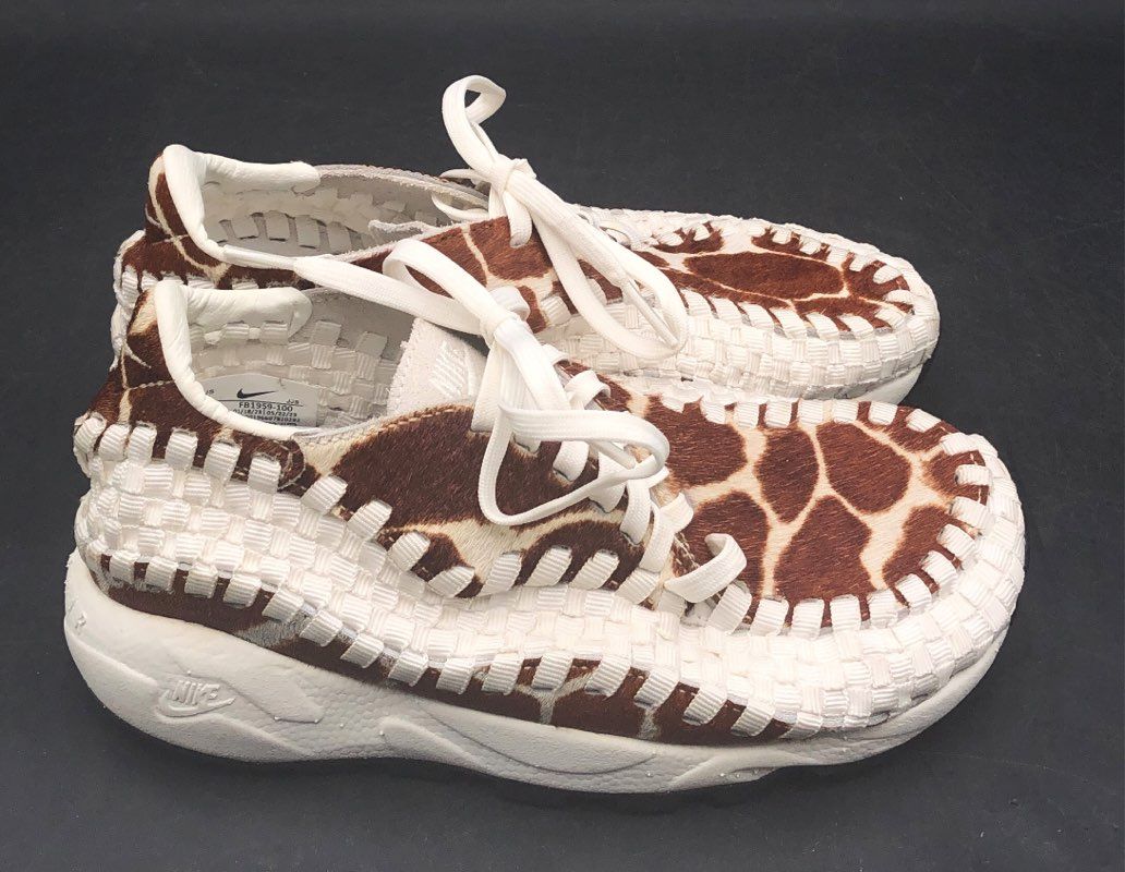 Nike Air Footscape Woven Giraffe Animal Print Sail Women's Size 5 FB1959-100