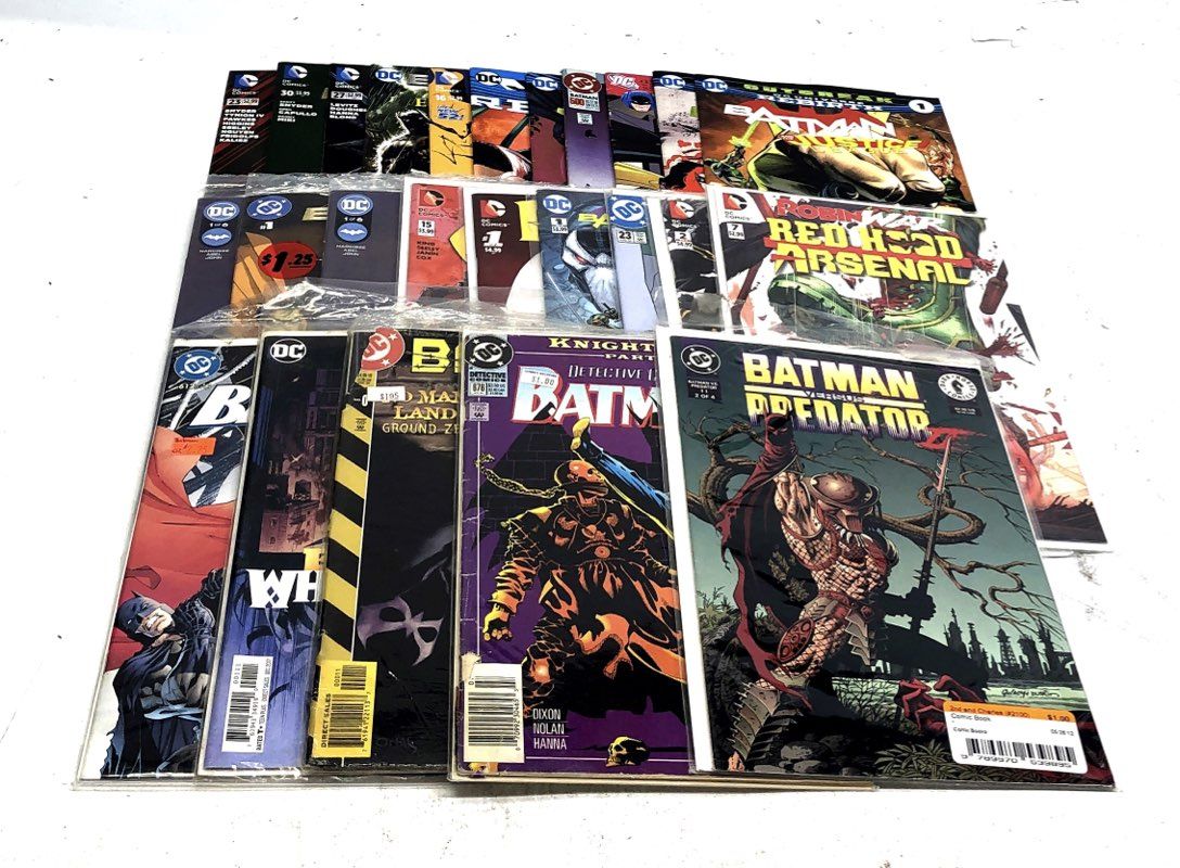 Comic Book Lot DC Comics Batman Superhero Modern Age 25 Comics