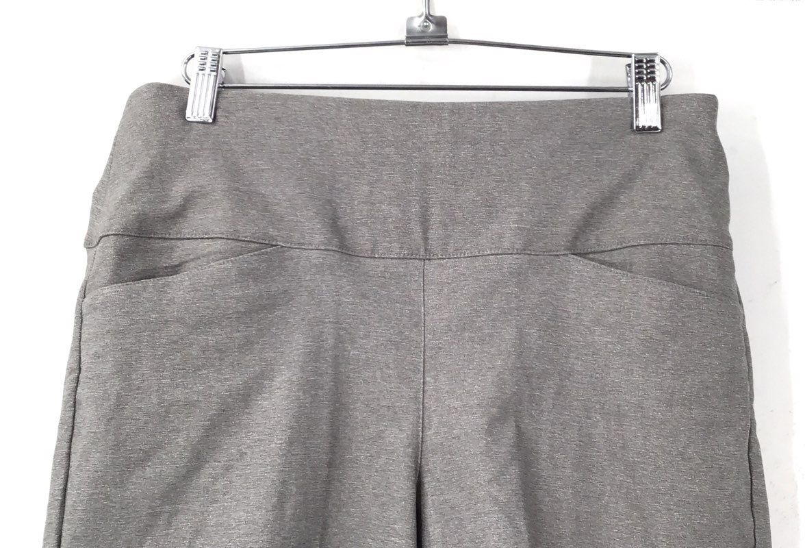NWT Lady Hagen Women's Gray Tummy Control 7" Athletic Shorts - Size M