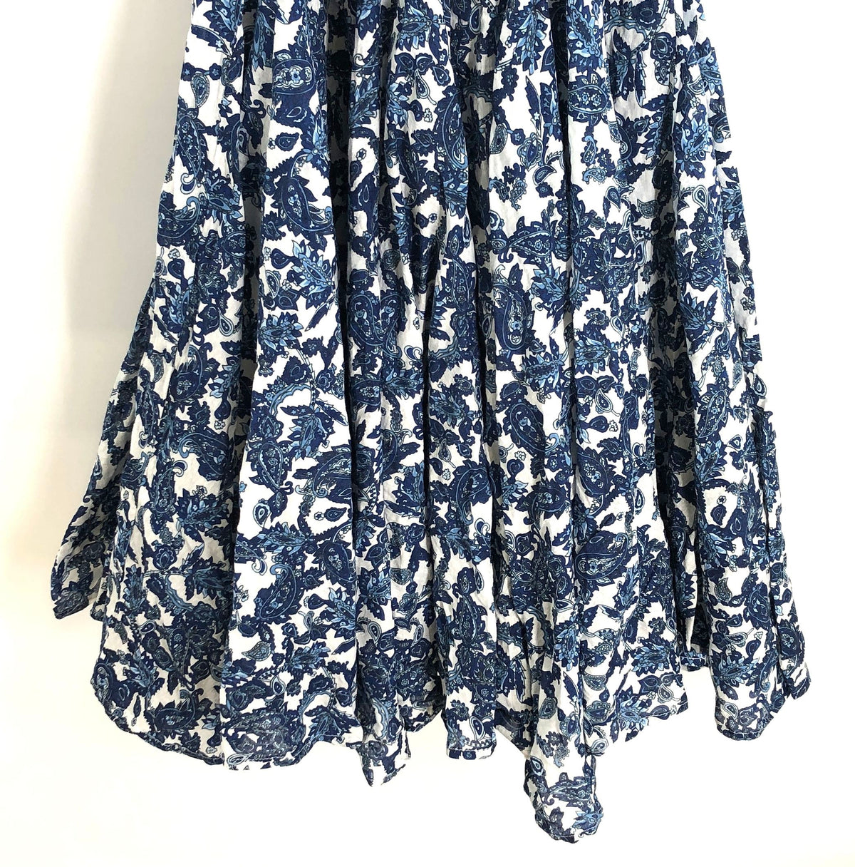 Philosophy Republic Clothing Women's Blue Paisley Smocked Maxi Dress Sz L NWT