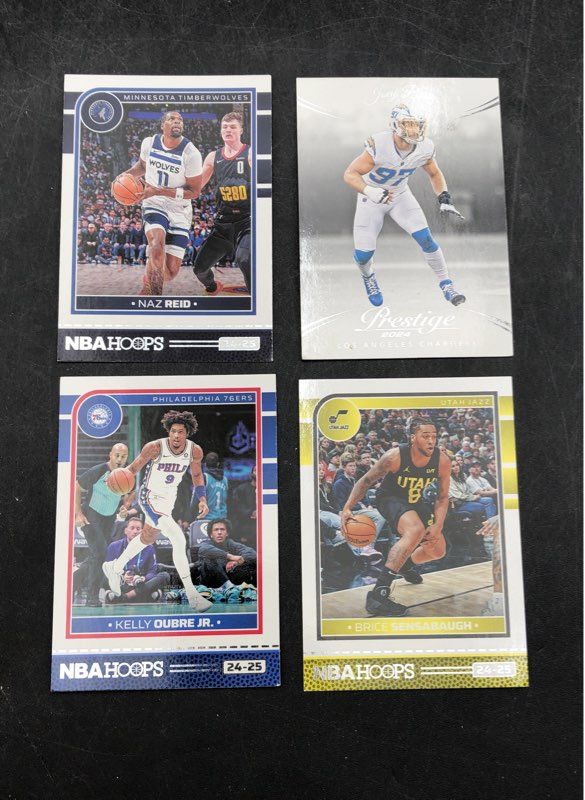 11:3.5lbs. Lot Of Mixed Sports Basketball, Football Cards. Medium Box, Unsorted