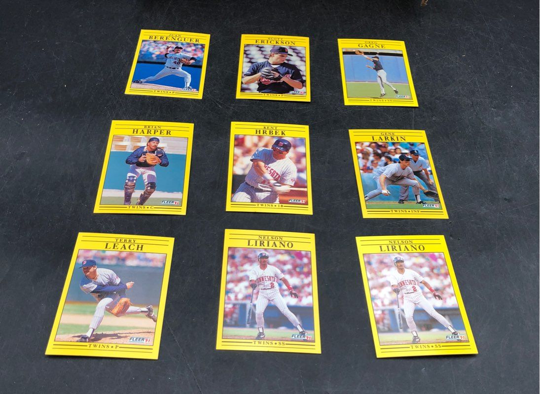 11.09 lbs Mixed Lot Of Fleer Football, Baseball MLB Cards. Medium Box, Unsorted