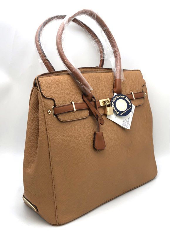 Adrienne Vittadini Natural Pebbled Tote Bag NWT Gold Hardware Workbook Sleeve