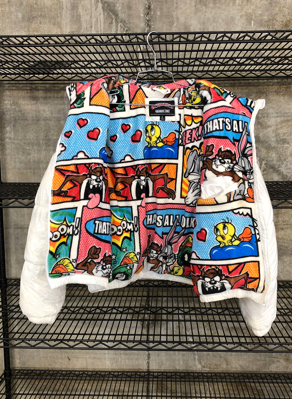 Members Only Looney Tunes Men's Reversible Puffer Jacket White Comic XL