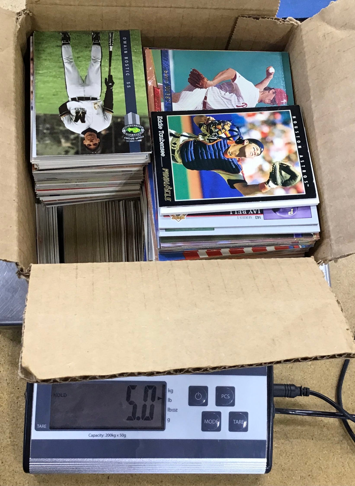 5 LB Lot of Baseball MLB Cards. Medium Box, Unsorted