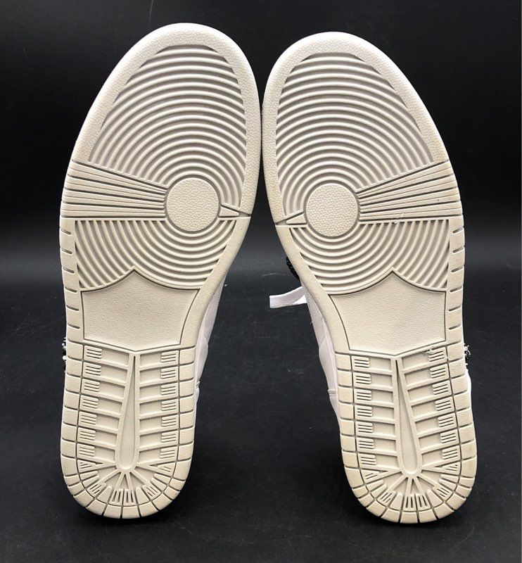 White Skull Chain Embellished Low Top Fashion Sneakers Mens Size 10.5