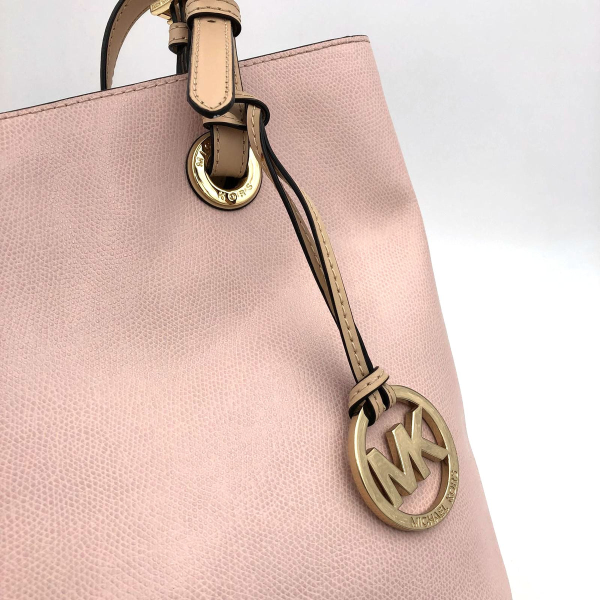 Authentic Michael Kors Women&#39;s Light Pink Luxury Leather Tote Bag - COA Included