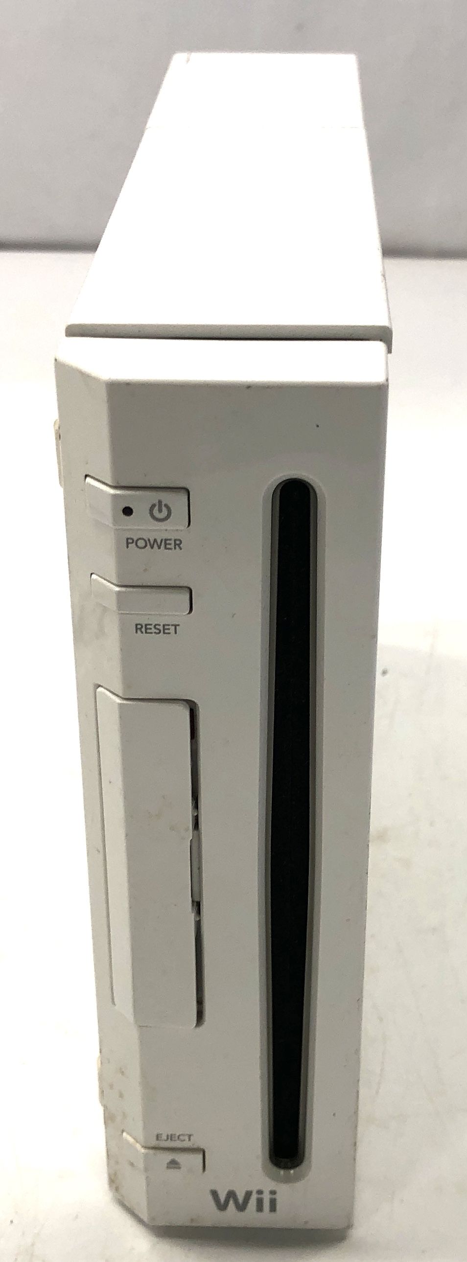 Nintendo Wii RVL-001 Skylanders CTA Bowling Ball 1 Game Console Lot