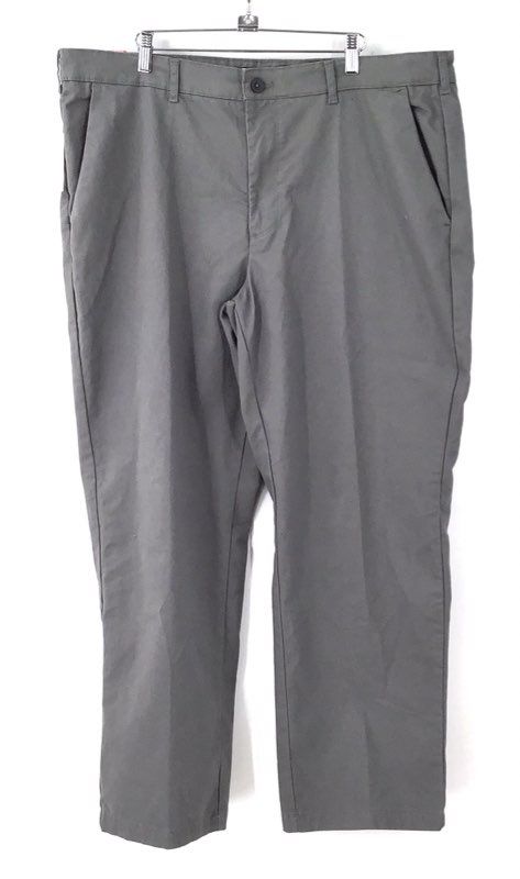 NWT Izod Men's Smoked Pearl Chino Pants - Size 40x32