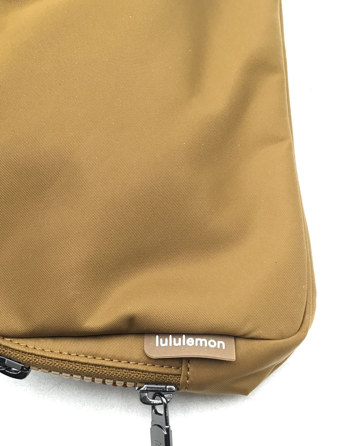 Lululemon Women&#39;s Khaki Adjustable Strap Fanny Pack Bag - One Size