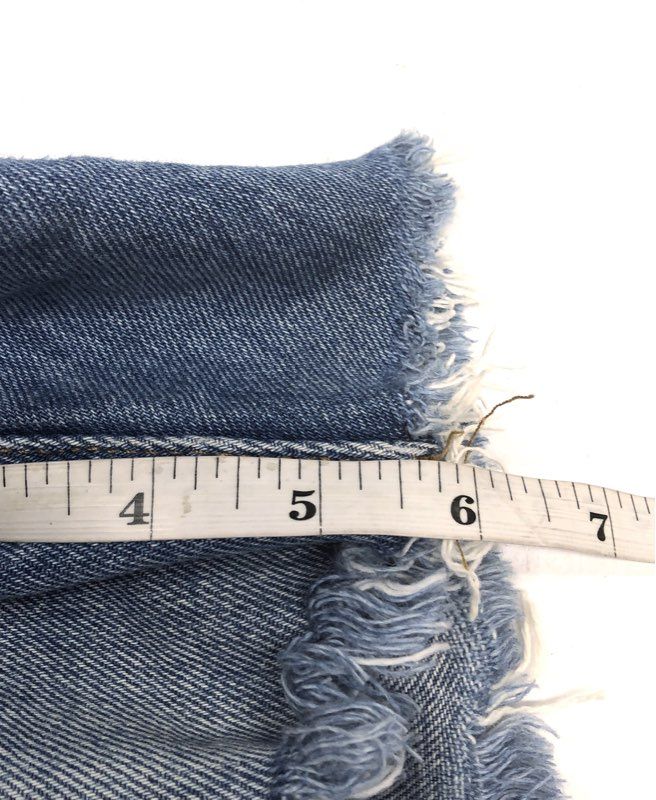 Madewell Women's Relaxed Mid-Length Denim Shorts Blue Raw Hem Size 25