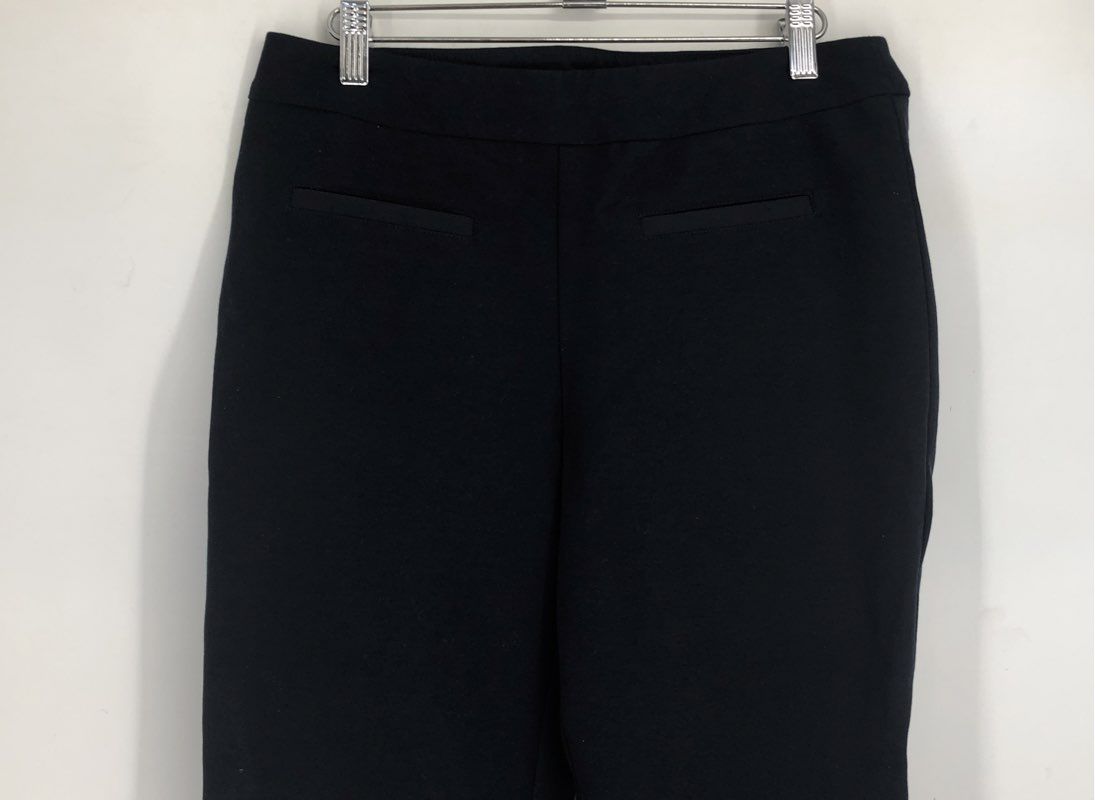 NWT I Love Tyler Madison Women's Navy Blue Cropped Pants - Size M