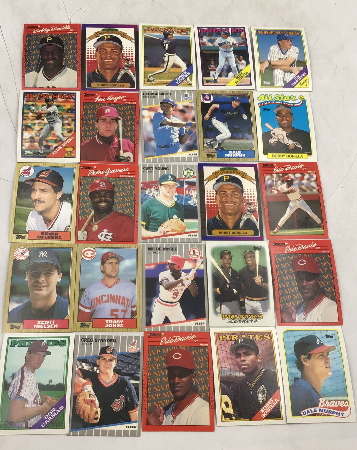 Lot of Baseball MLB Trading Cards. Medium Box, Unsorted