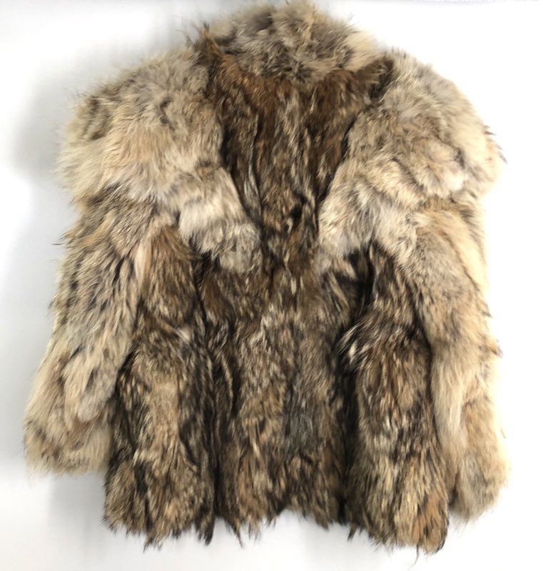 Vintage Topaz Furs Women's Natural Coyote Fur Coat Made in USA