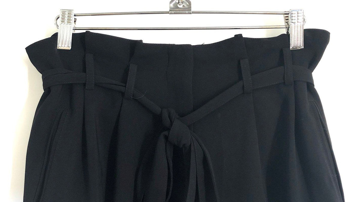 ELFE by Elif Erturk Women's Black Paperbag High Rise Tie Belt Shorts Sz 36