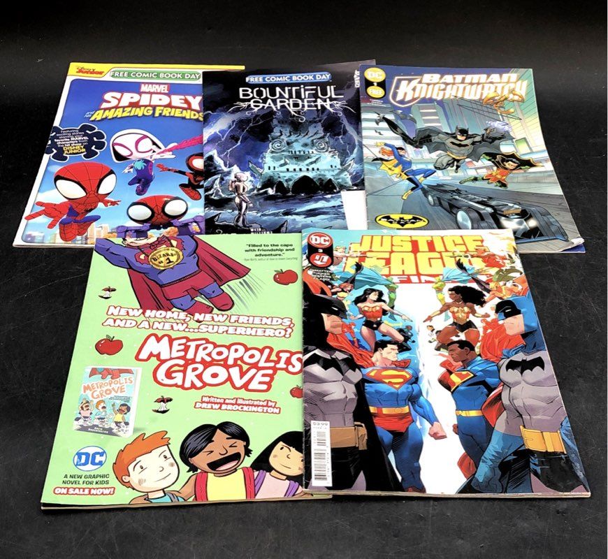 Comic Book Lot Marvel DC IDW Modern Era Mixed Titles 25 Comics